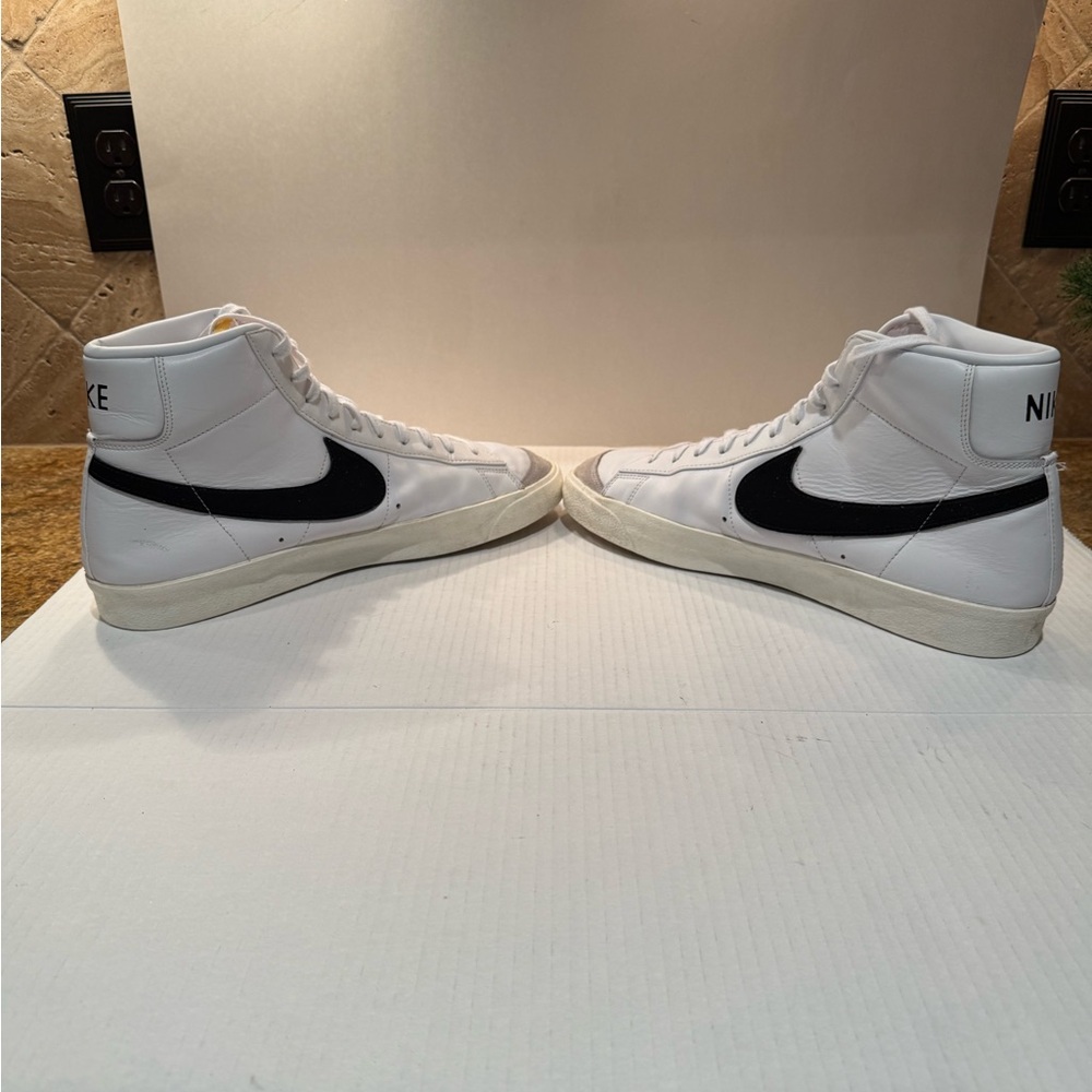 Nike Blazer Mid 77 Vintage Sneakers - Picture 5 of 9